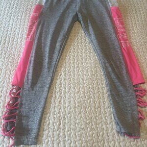 Ladies DYCE LOVE Leggings-Sz Medium-Gray/Pink color- Worn Infrequently